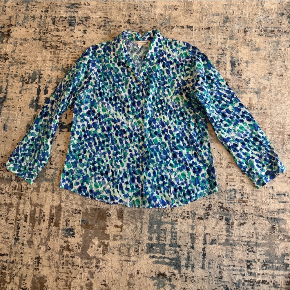 Christopher Banks Blue and Green Patterned Button Up Shirt size large - Picture 1 of 2